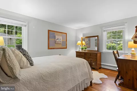 Bedroom - 420 Saunders Dr, Wayne, PA 19087 photo 4 of 6
