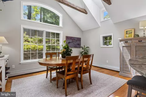 Dining - 420 Saunders Dr, Wayne, PA 19087 photo 2 of 7