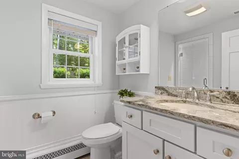 Bath - 420 Saunders Dr, Wayne, PA 19087 photo 1 of 4