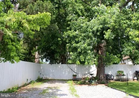 Exterior - 301 E 3rd St, Avondale, PA 19311 photo 7 of 7