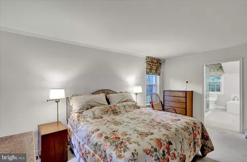 Bedroom - 586 Berwyn Baptist Rd, Devon, PA 19333 photo 3 of 7