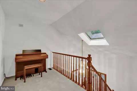 Entry Way - 586 Berwyn Baptist Rd, Devon, PA 19333 photo 5 of 7