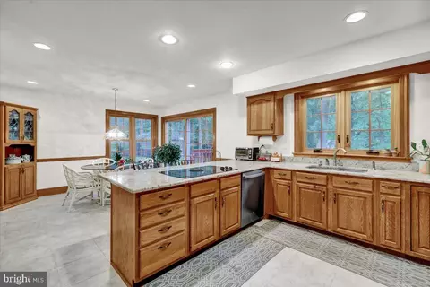 Kitchen - 586 Berwyn Baptist Rd, Devon, PA 19333 photo 1 of 5