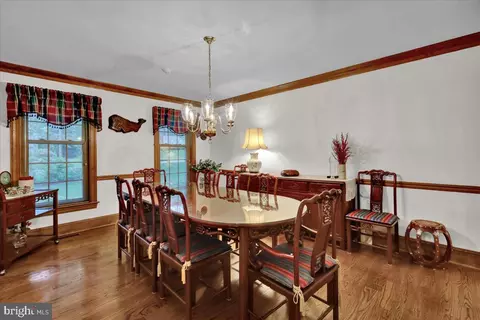 Dining - 586 Berwyn Baptist Rd, Devon, PA 19333 photo 1 of 3