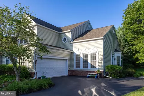 11 Musket Ct #53, West Chester, PA 19380