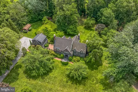 328 Sugartown Rd, Devon, PA 19333 photo 8