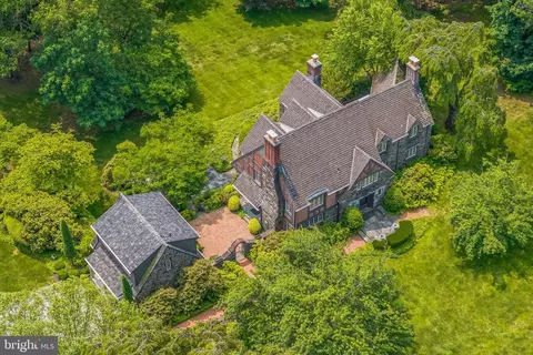 328 Sugartown Rd, Devon, PA 19333 photo 18