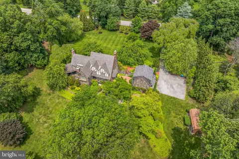 328 Sugartown Rd, Devon, PA 19333 photo 15