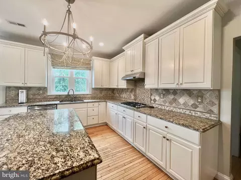 Kitchen - 8 Corbin Dr, Exton, PA 19341 photo 3 of 6