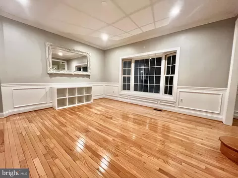 Living - 8 Corbin Dr, Exton, PA 19341 photo 6 of 13