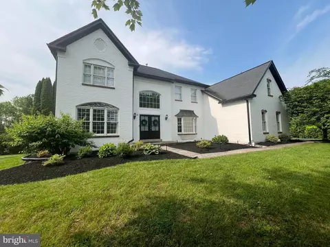Exterior - 8 Corbin Dr, Exton, PA 19341 photo 3 of 12