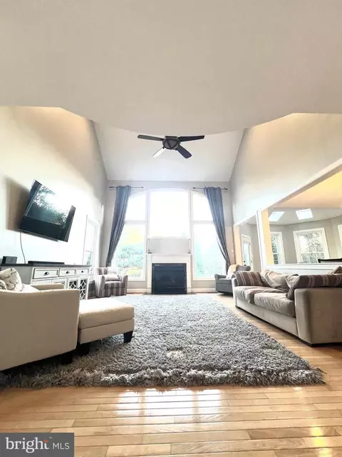 Living - 8 Corbin Dr, Exton, PA 19341 photo 8 of 13