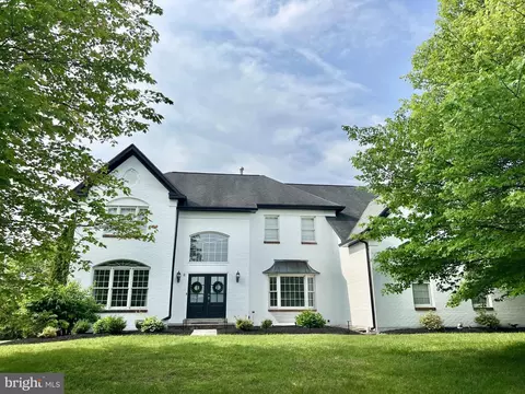 Exterior - 8 Corbin Dr, Exton, PA 19341 photo 2 of 12