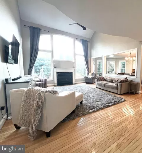 Living - 8 Corbin Dr, Exton, PA 19341 photo 9 of 13
