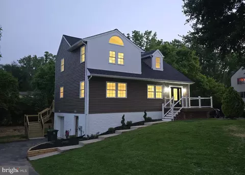 110 Larson Dr, Downingtown, PA 19335