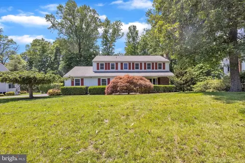 14 Line Rd, Malvern, PA 19355