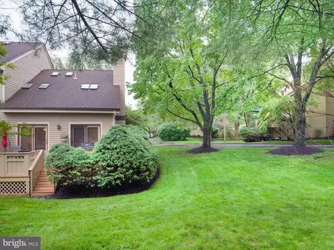 7 Sturbridge Ln, Chesterbrook, PA 19087 photo 8
