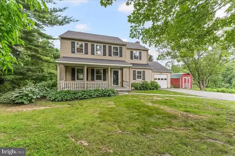 303 Heather Hills Dr, Landenberg, PA 19350