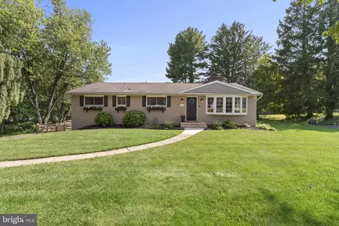 135 Conestoga Rd, Malvern, PA 19355