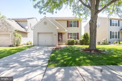 112 Wesley Ln, Coatesville, PA 19320