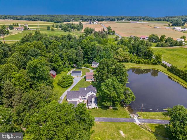 1034 1040 Twin County Rd, Honey Brook, PA 19344 | 98 Photos - Movoto