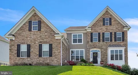 403 Millwright Ln, Phoenixville, PA 19460