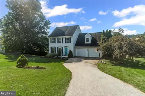 673 Glen Run Dr, Atglen, PA 19310