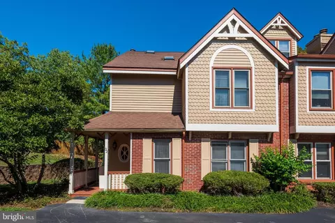 32 Main St, Chesterbrook, PA 19087