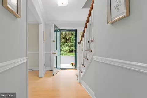 Entry Way - 240 Church Rd, Devon, PA 19333 photo 2 of 5