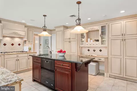 Kitchen - 240 Church Rd, Devon, PA 19333 photo 6 of 7