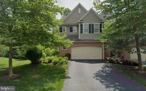240 Deepdale Dr #41, Kennett Square, PA 19348