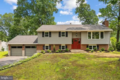 561 Ellis Woods Rd, Pottstown, PA 19465