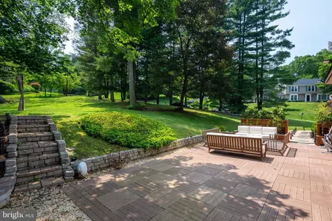 Exterior - 654 Limehouse Rd, Wayne, PA 19087 photo 2 of 8