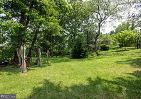 Exterior - 654 Limehouse Rd, Wayne, PA 19087 photo 7 of 8