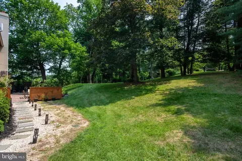 Exterior - 654 Limehouse Rd, Wayne, PA 19087 photo 5 of 8