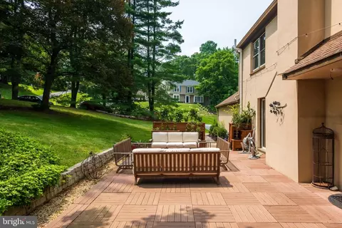 Exterior - 654 Limehouse Rd, Wayne, PA 19087 photo 3 of 8