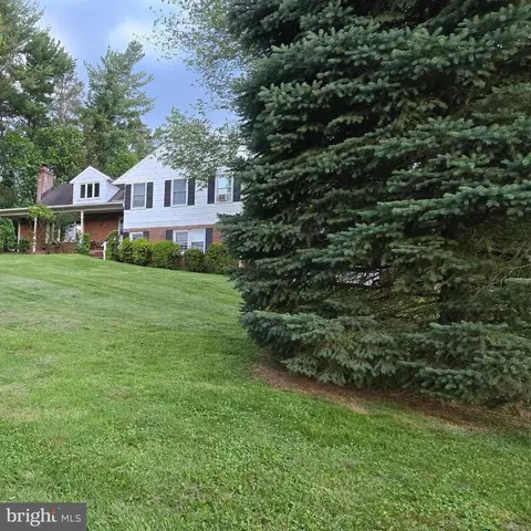 Other - 1086 Townsend Cir, Wayne, PA 19087 photo 2 of 20