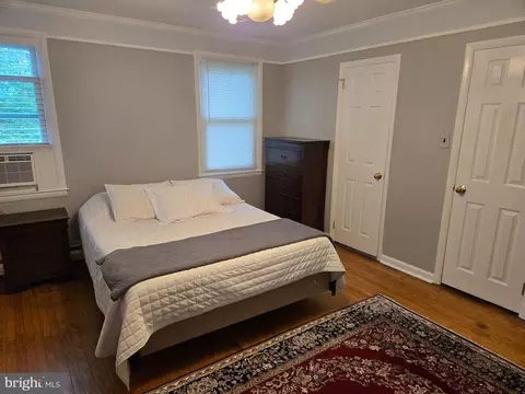 Bedroom - 1086 Townsend Cir, Wayne, PA 19087 photo 8 of 13