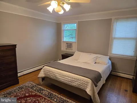 Bedroom - 1086 Townsend Cir, Wayne, PA 19087 photo 12 of 13