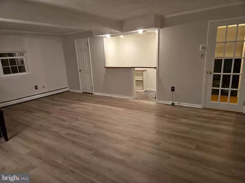 Living - 1086 Townsend Cir, Wayne, PA 19087 photo 1 of 11