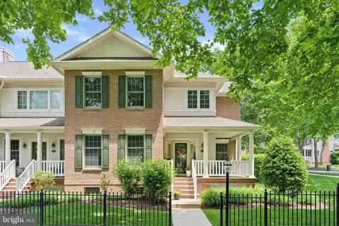 176 Windgate Dr, Chester Springs, PA 19425
