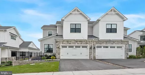 688 Appaloosa Rd, Downingtown, PA 19335