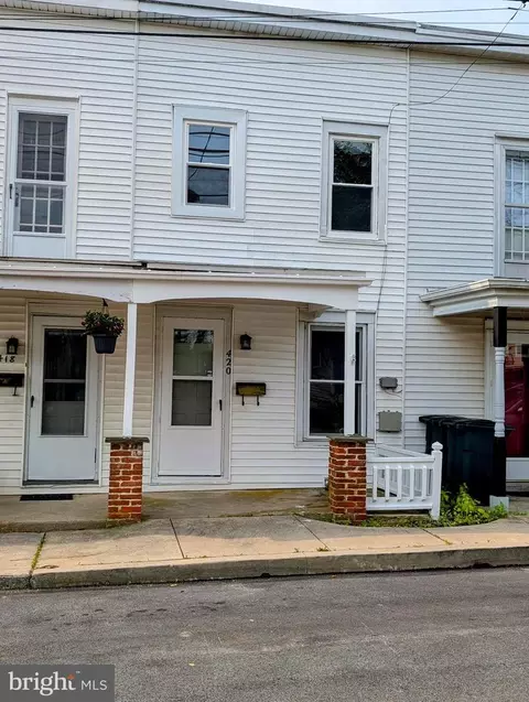420 4th Ave, Parkesburg, PA 19365