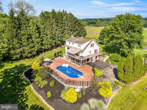 547 Lewisville Rd, Lincoln University, PA 19352