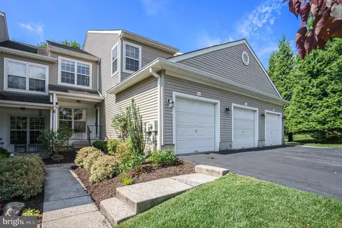 112 Bellwood Ct #3703, Phoenixville, PA 19460