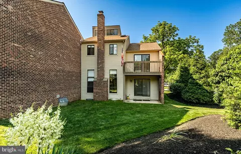 Exterior - 30 Scott Ct, Chesterbrook, PA 19087 photo 6 of 7