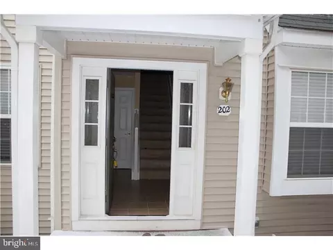 202 Flagstone Rd #6, Chester Springs, PA 19425