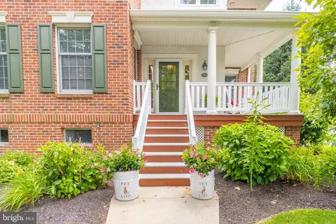 201 Windgate Dr, Chester Springs, PA 19425