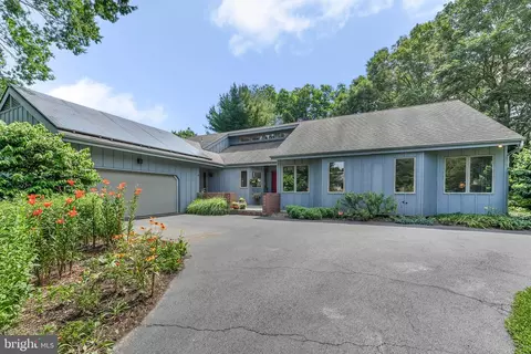 101 Mill Top Dr, Kennett Square, PA 19348