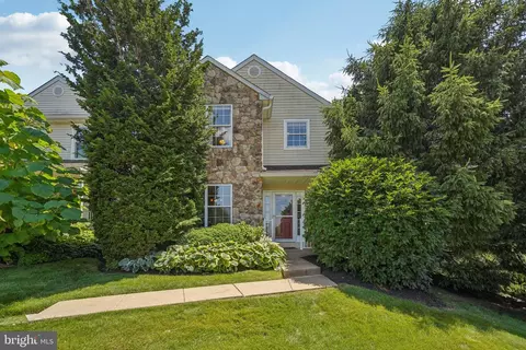 814 Amber Ln, West Chester, PA 19382